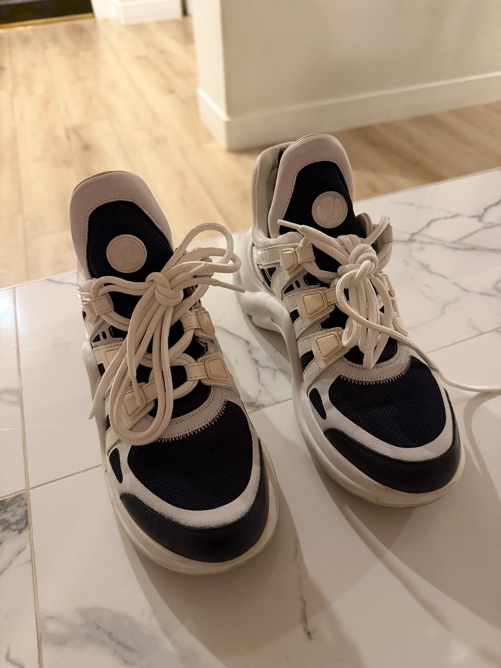 LV